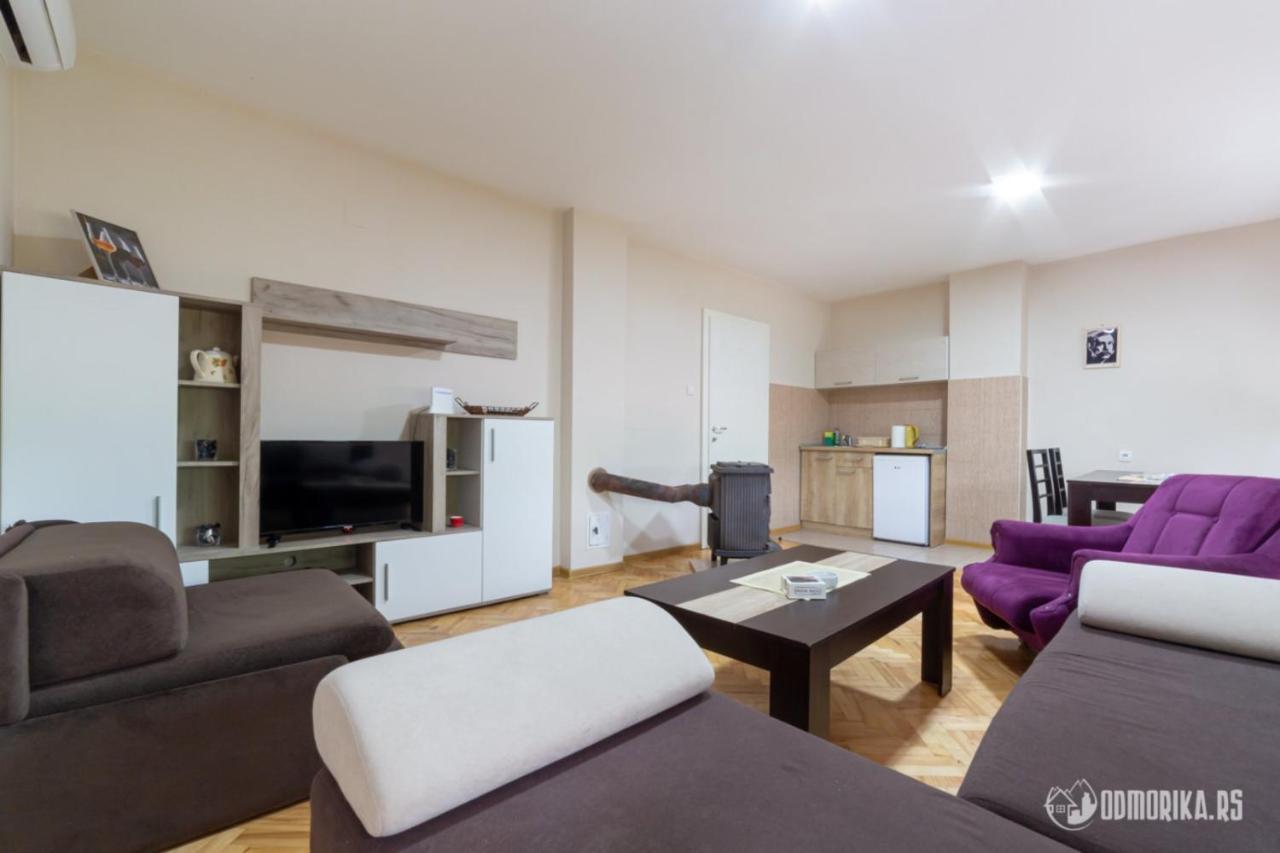 Apartmani Nina S Баина-Башта Экстерьер фото